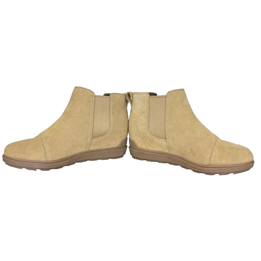 Sorel woman's Evie II Chelsea Size 8.5 Caribou Buff Gum Leather Waterproof Suede